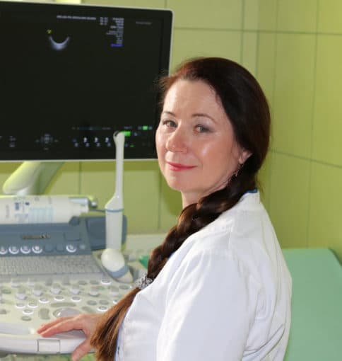 Pani doktor podczas badania USG